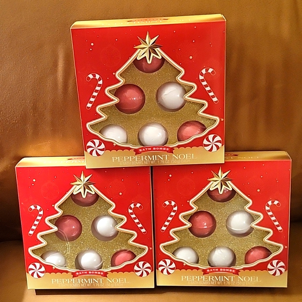 Set of 3 bath bomb gift sets worth $60.00
